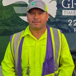 Crew Leader (Reynaldo)