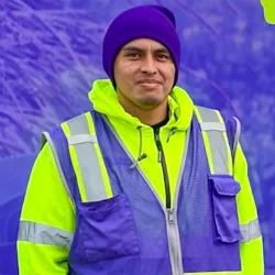 Crew Member (Jorge)